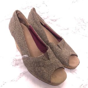 Toms Peep Toe Wedges Size 9W